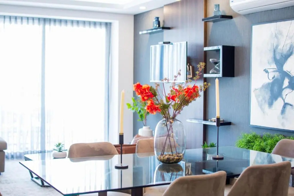 Real View Towers E208 by Casago