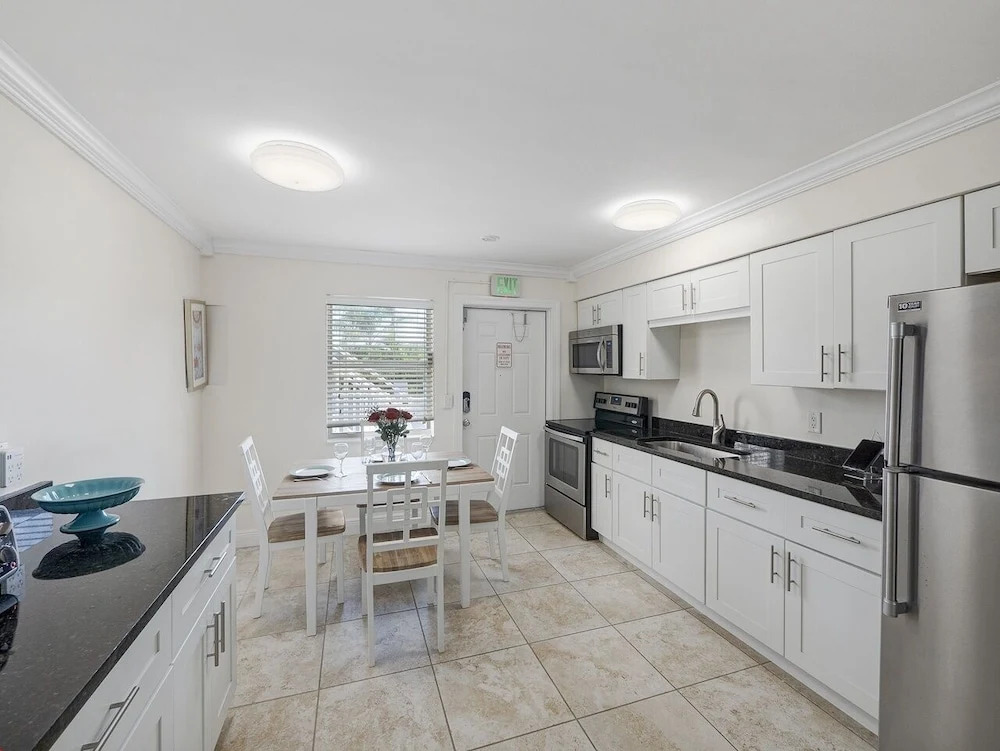 Seas The Day 2 - Newly Renovated 2br On Singer Island 2 Bedroom Duplex