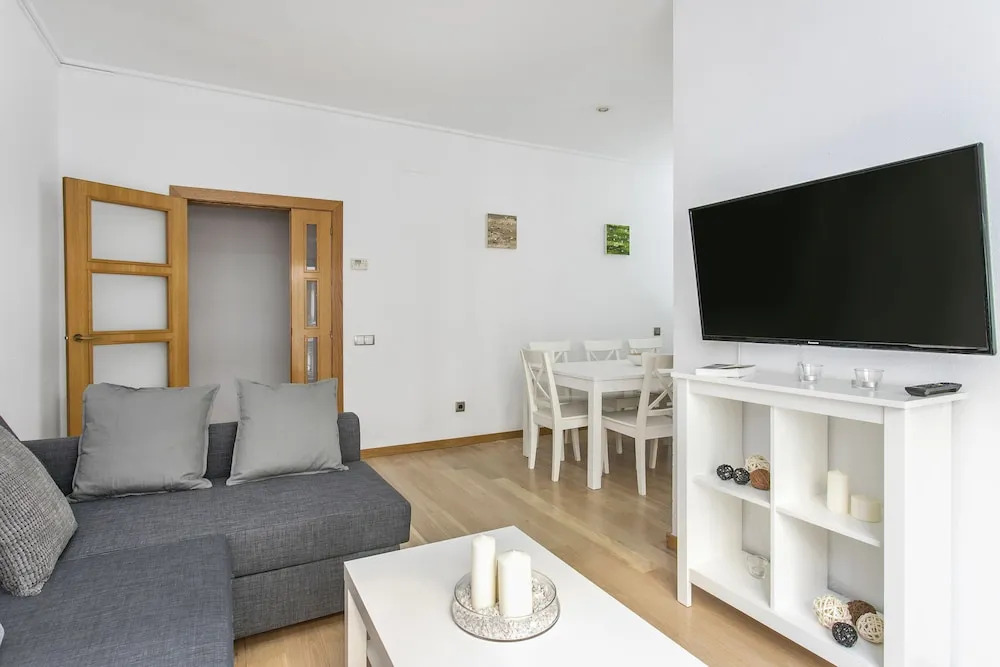 Beautiful Apt next to the Sagrada Famila