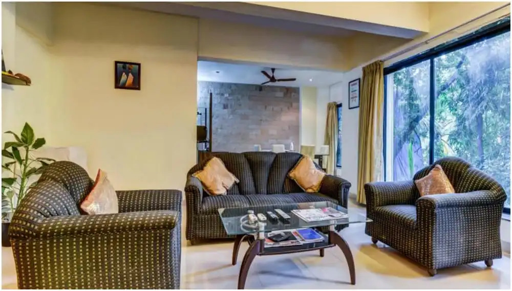 OYO 2080 Apartment near Juhu Beach