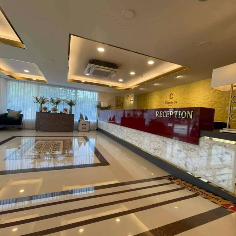 Christella Hotel Laemchabang