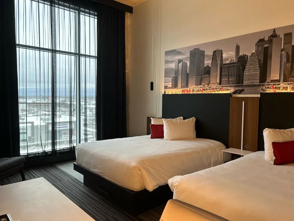 Grand Hotel TiMES Blainville-Mirabel