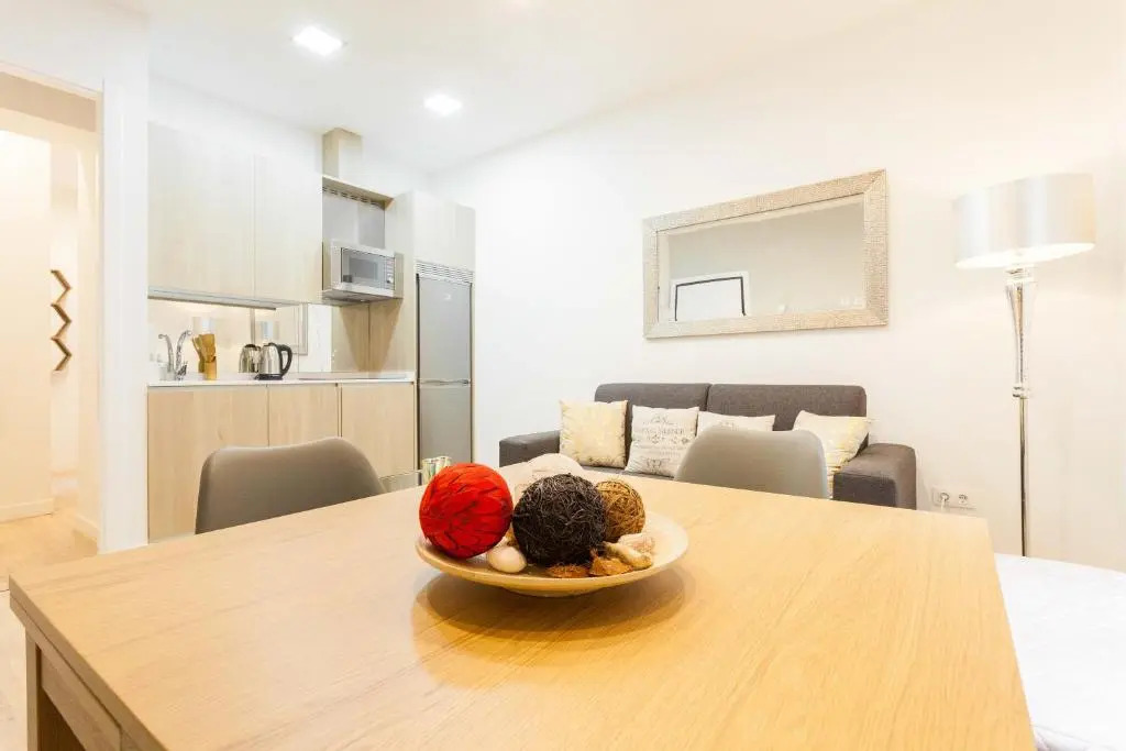 For You Rentals Puerta del Sol Apartments TEMPORAL PRE104B