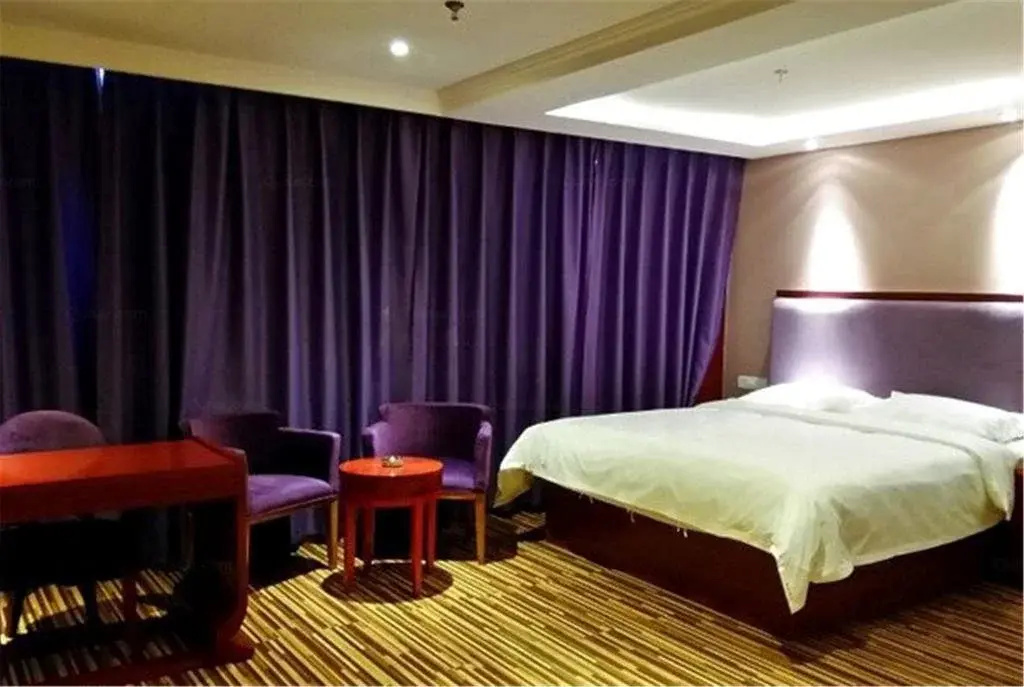 Zhangye Ruina Boutique Hotel