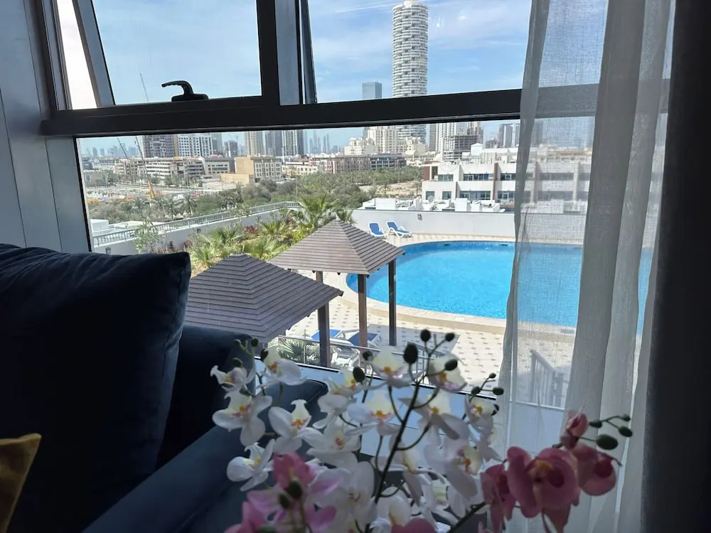 Luxurious and Spacious one Bedroom Apartment in the Heart of Dubai