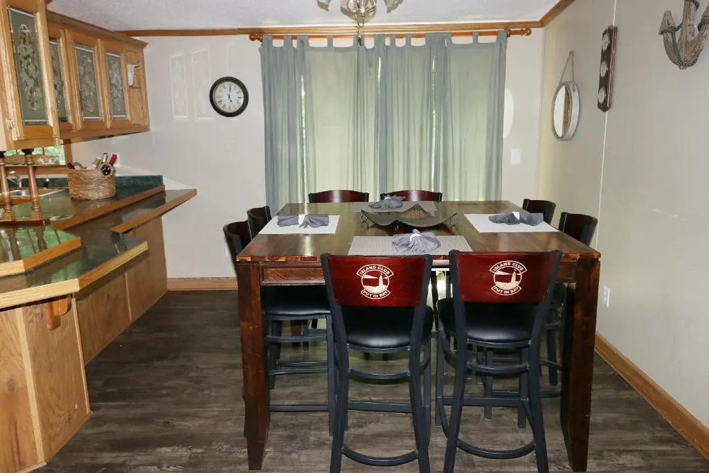 Island Club #58