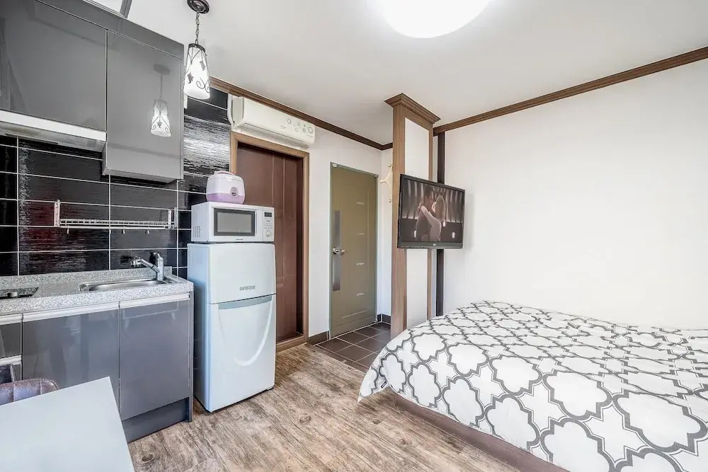 Gangneung Gyeongpo Blue Beach Pension