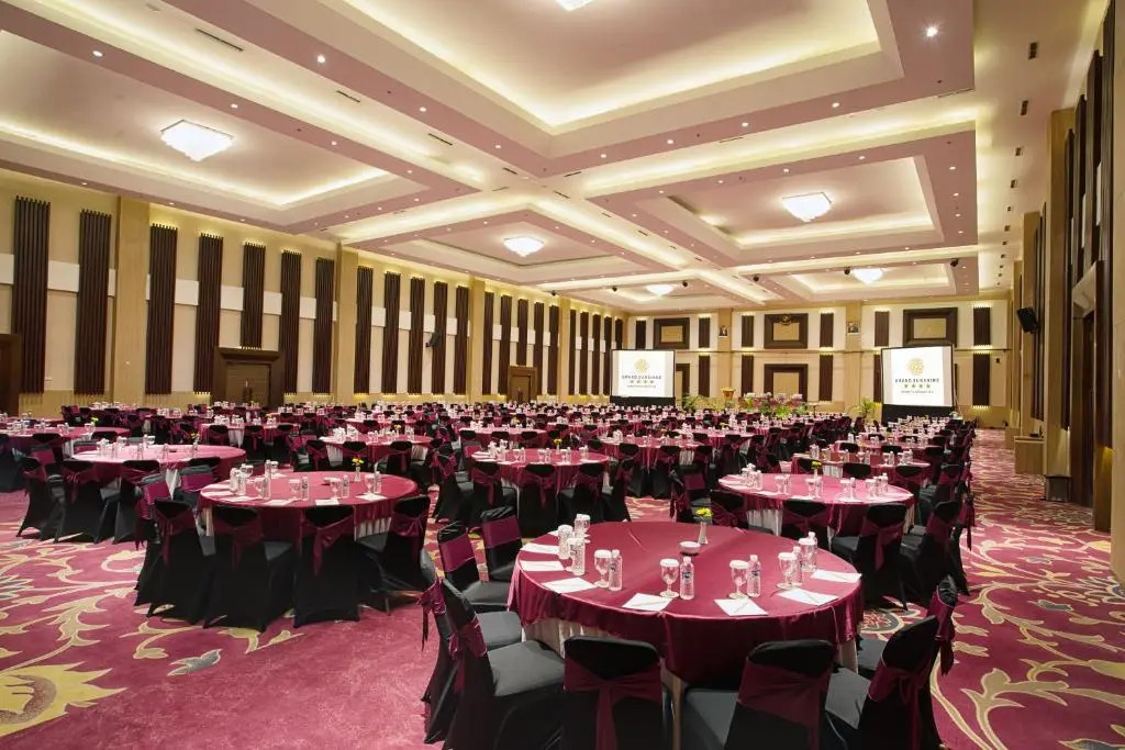 Grand Sunshine Resort & Convention