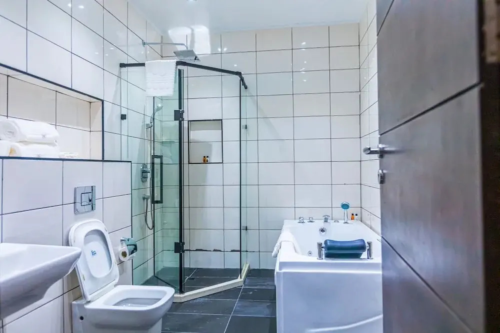 Isglo Hotels Ikoyi
