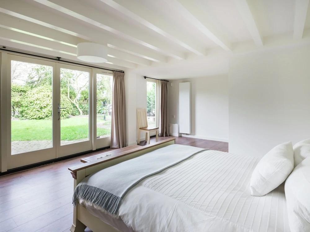 Massive, Historic Villa With a Convenient and Central Location Along the Coast