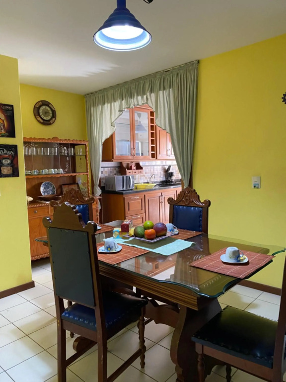 Apartamento aconchegante com vista para o mar