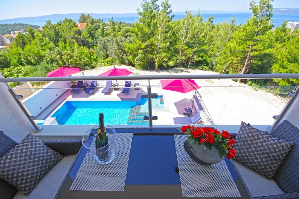 Villa Inis