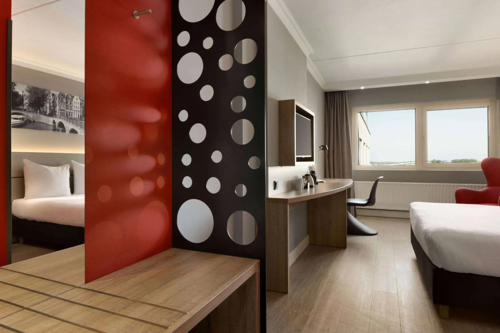 Ramada by Wyndham Amsterdam Airport Schiphol