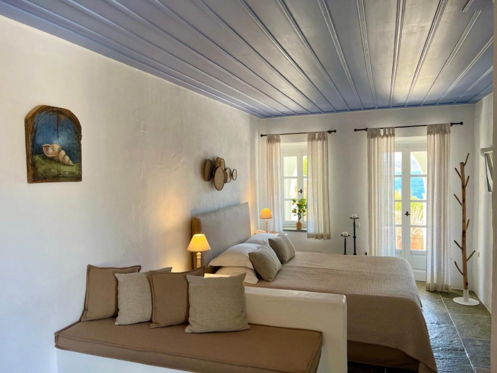 Niriedes Hotel
