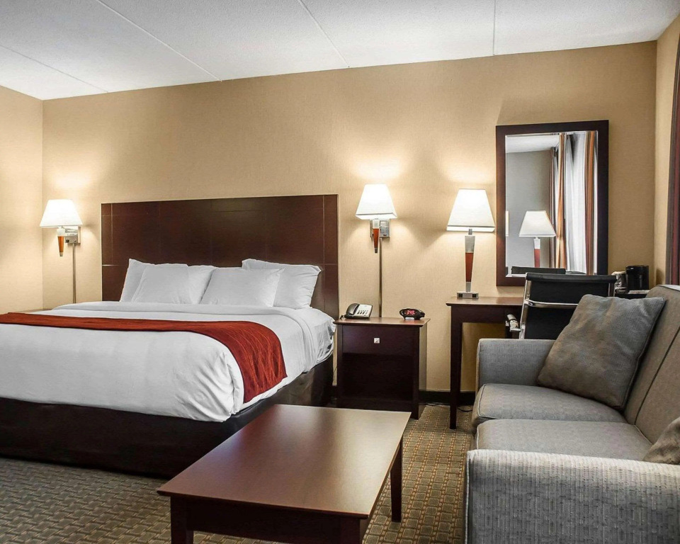 Comfort Inn & Suites Watertown - 1000 Islands