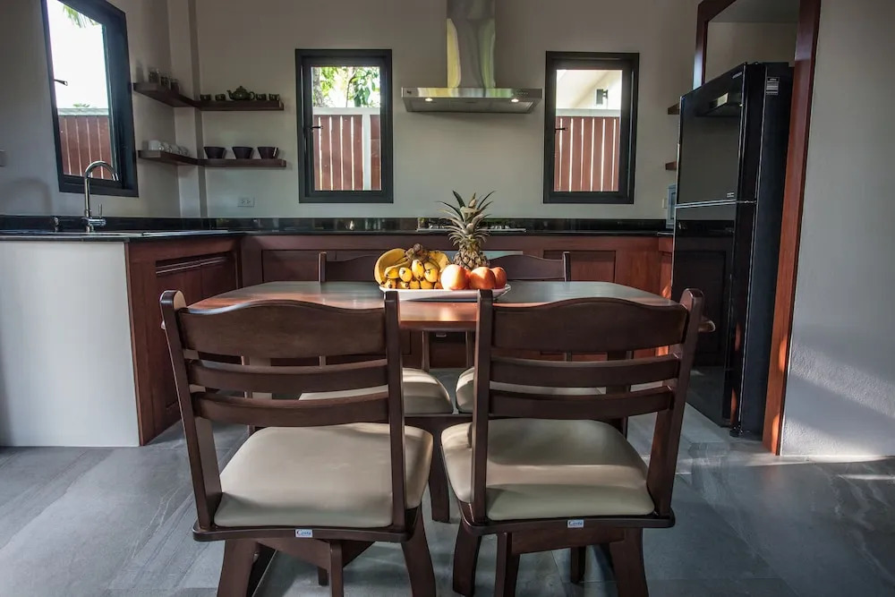 Baan Pinya Executive Bungalow
