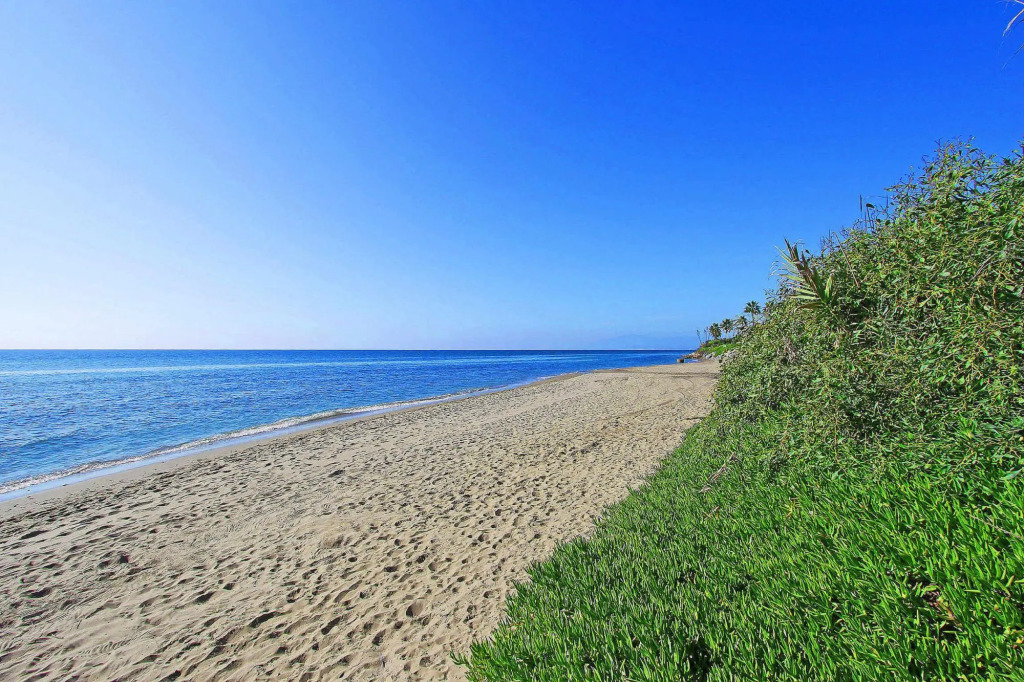 1039 Carib Playa Duplex