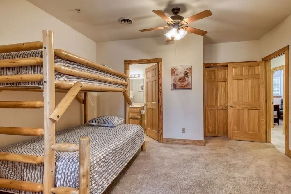 Owl See You 3205 - Close To Dollywood And Overlooking Gatlinburg Golf Course 2 Bedroom Condo by RedAwning