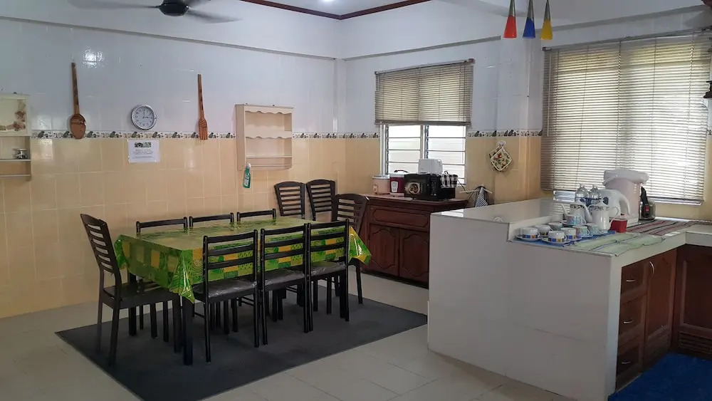 DHartamas Guesthouse