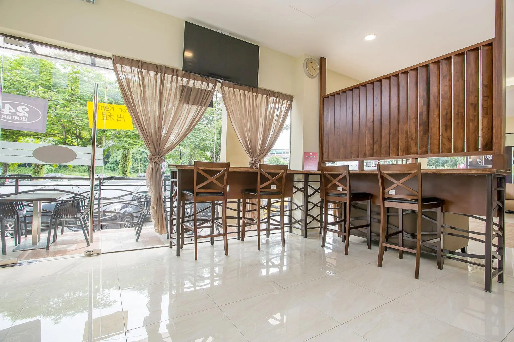 ZEN Rooms Kota Damansara