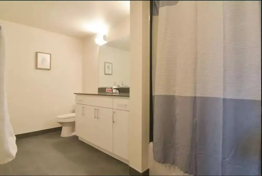 High Rise 2bd 2bth Home Pike Place