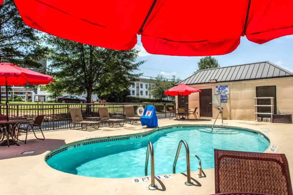 Holiday Inn Express Charlotte-Carowinds
