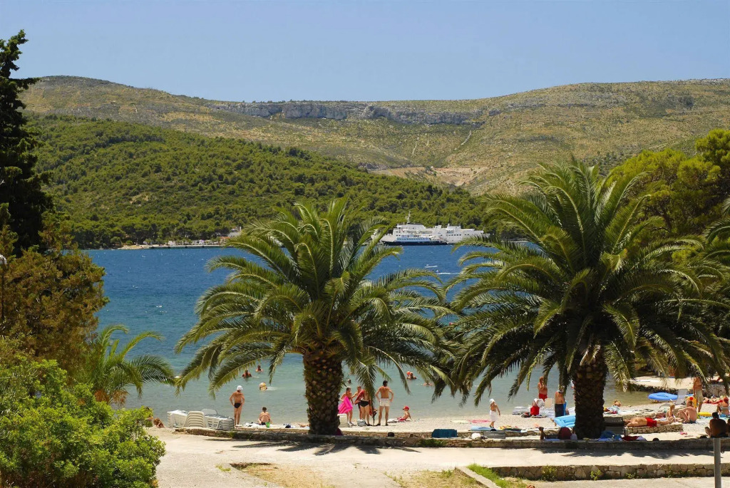 PLACES Hvar Hotel by Valamar