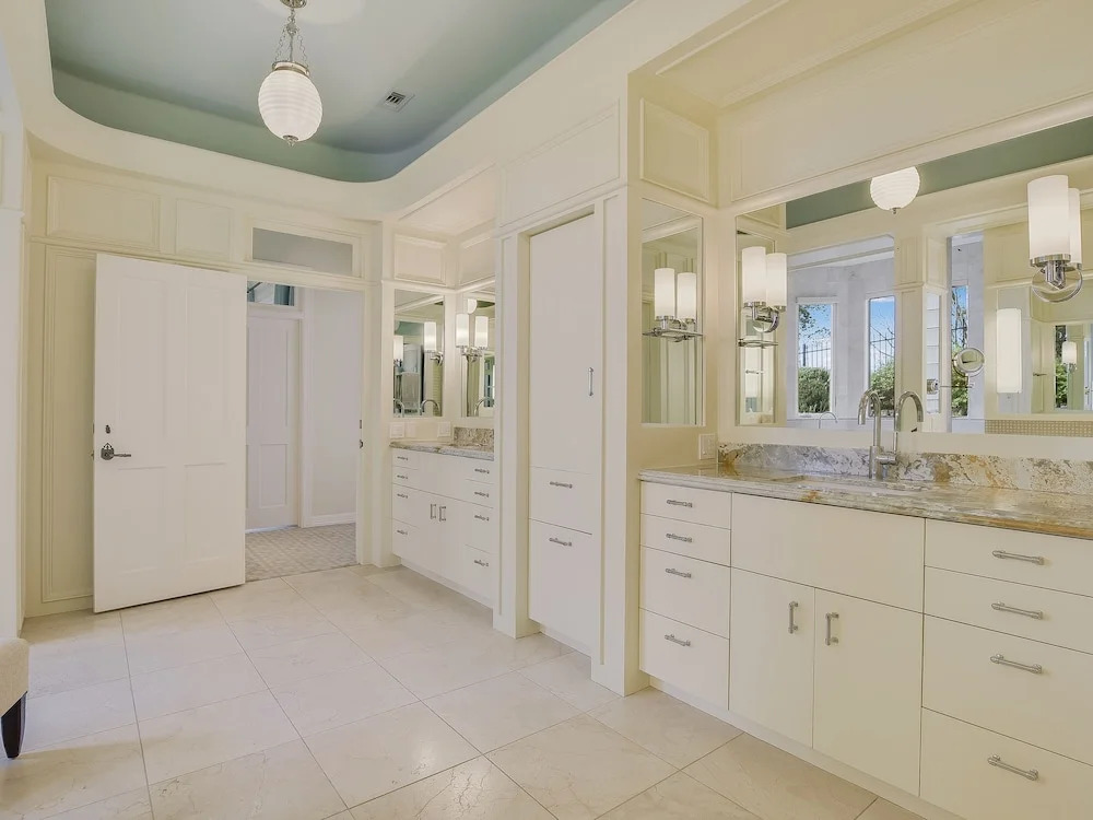 The Arrive Harmony On Lake Austin 5 Bedroom Estate