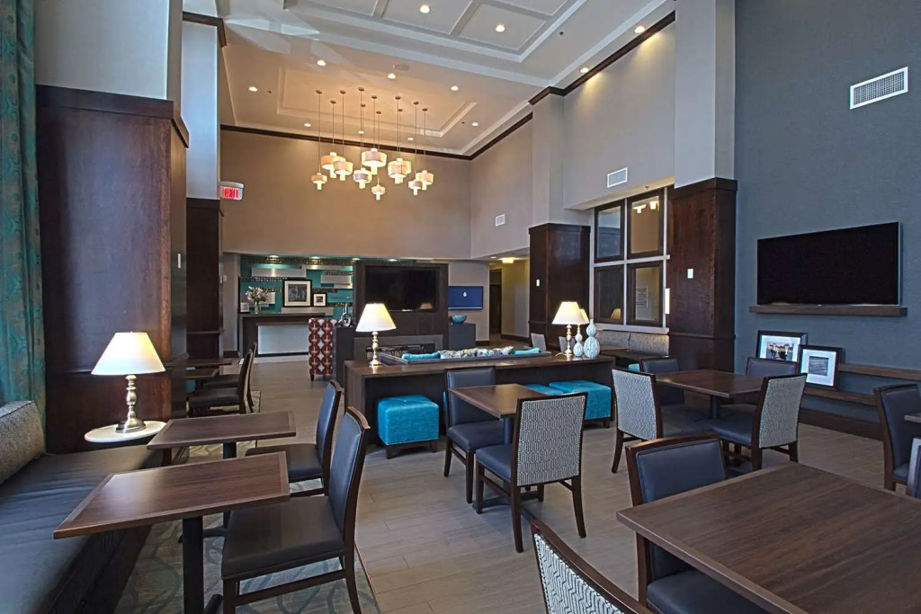 Hampton Inn & Suites Columbus/University Area
