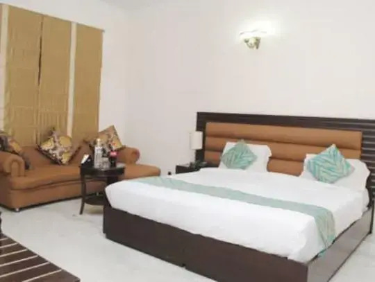 Blue Sapphire Inn