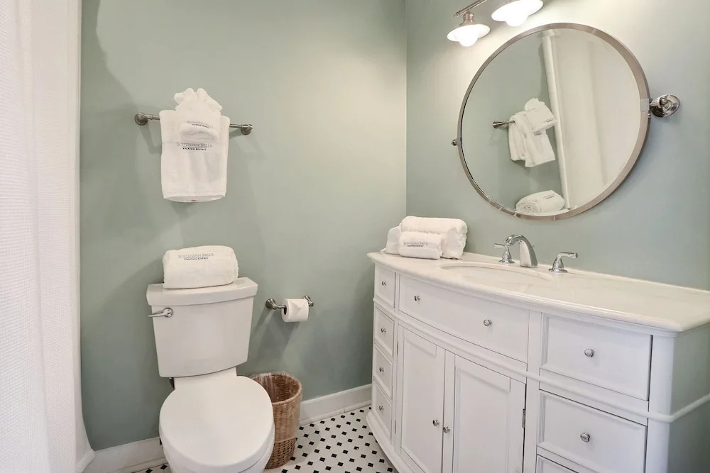 Gallery Stays - Spartina