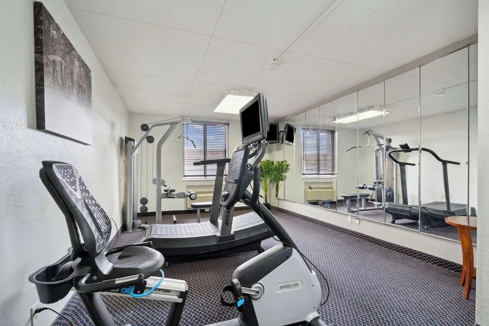 Quality Inn & Suites Waterloo-Ia (us)