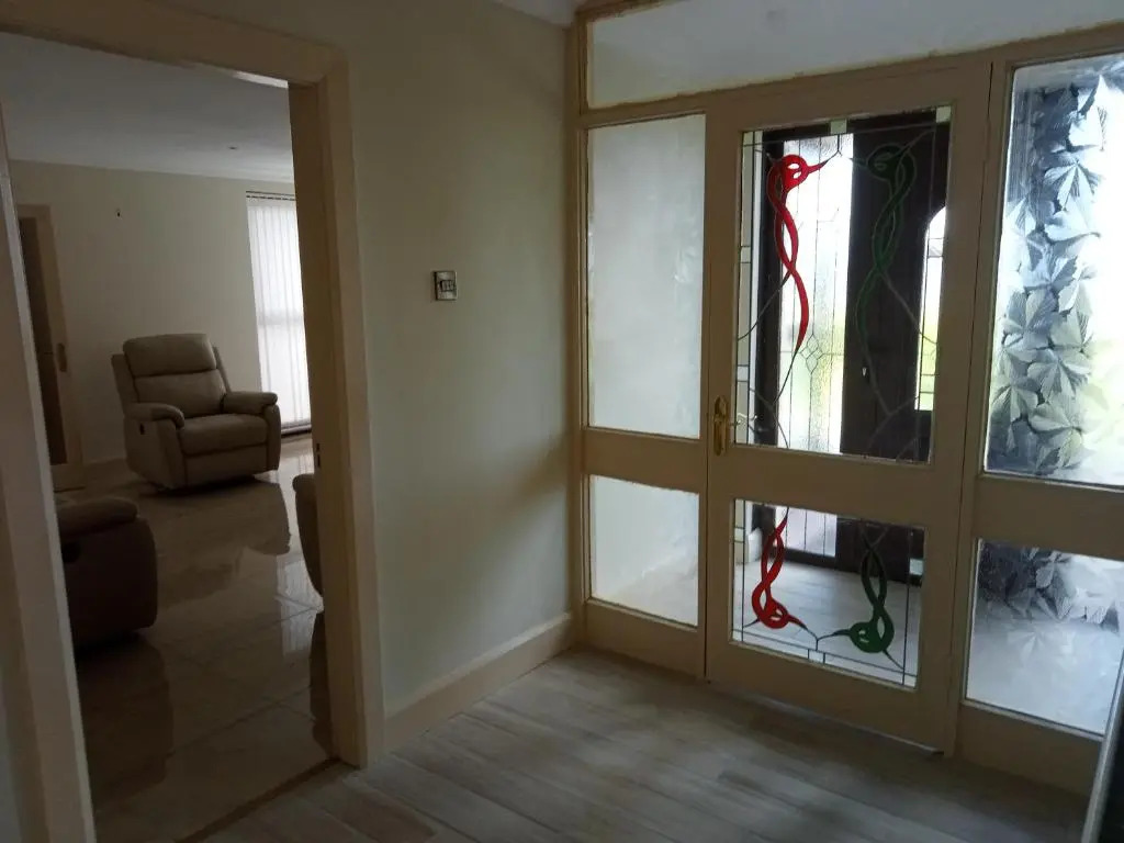Impeccable 5-bed Cottage in Fahan Buncrana