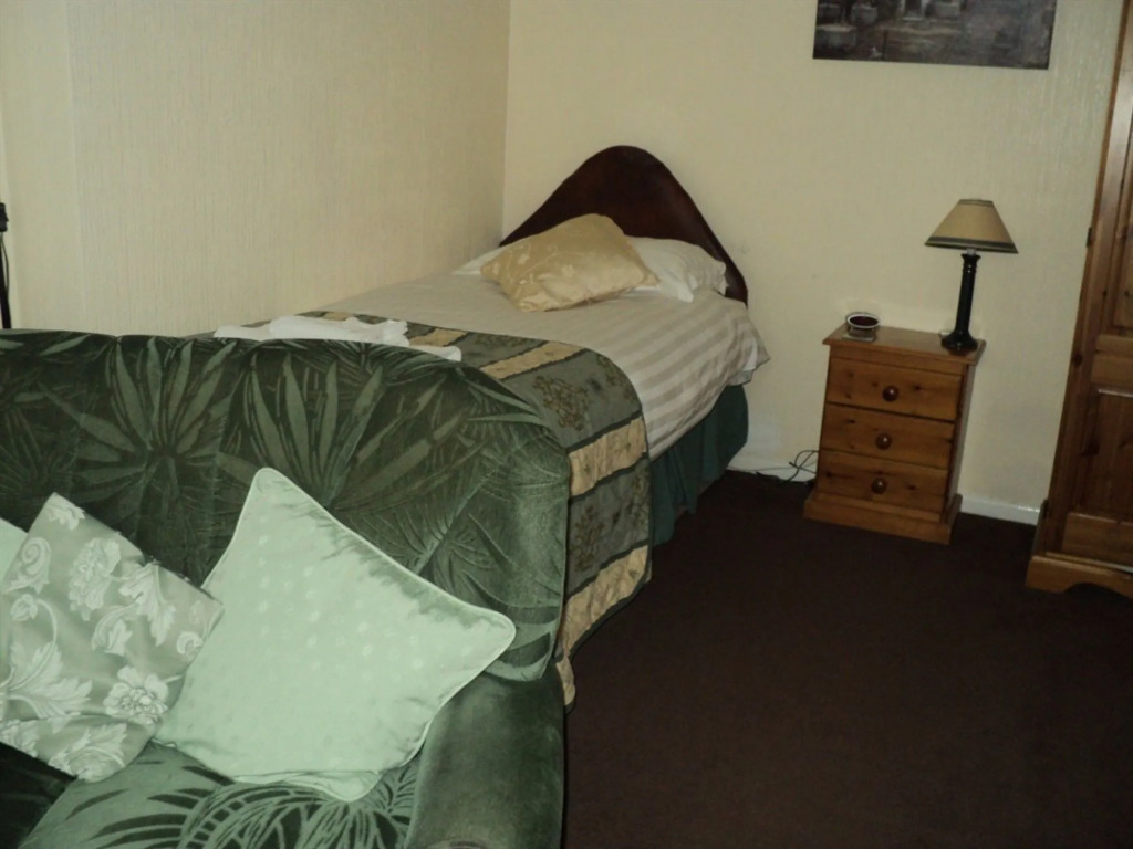Grove House Guest House