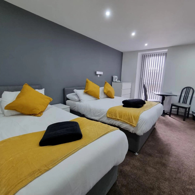 South Beach Kings Promenade Hotel