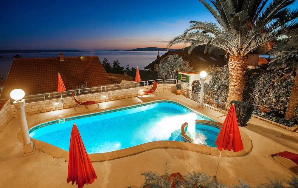 Villa With 4 Bedrooms In Seget Vranjica, With Wonderful Sea View, Private Pool, Enclosed Garden - 80