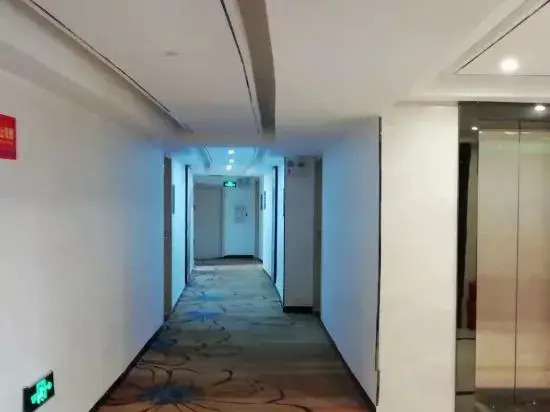 New Golden Leaf Boutique Hotel