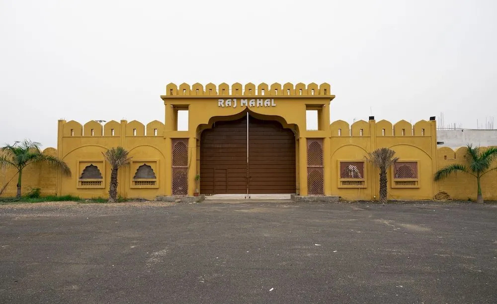 Rajmahal Banquet and Lawn