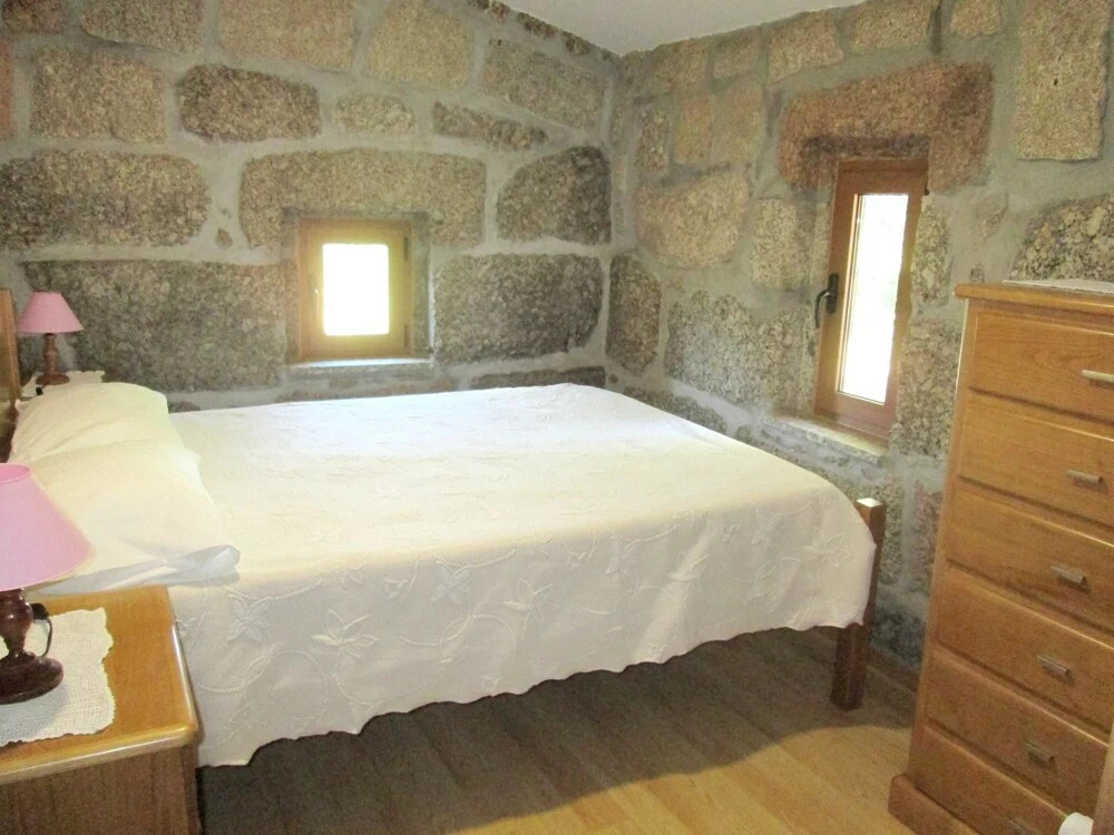 Villa With 2 Bedrooms in Cova, Vieira do Minho, With Wonderful Lake Vi