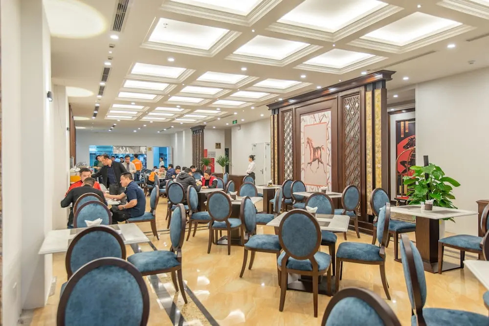 Reyna Luxury Hotel