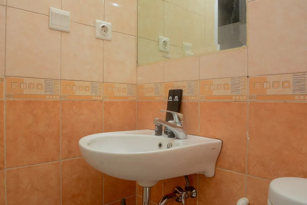 Elegant and Comfy 2BR at City Home Apartment near MOI