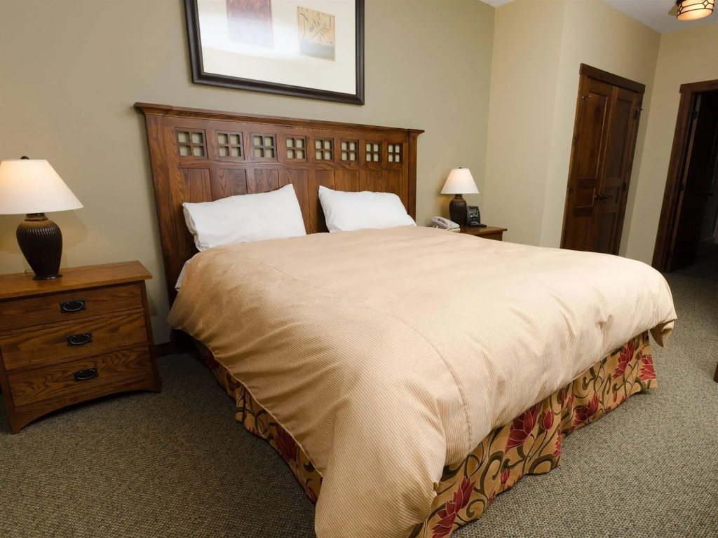 Soaring Eagle Lodge