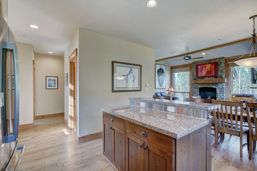 Spacious 3 Br Townhome In Keystone- Kids Ski Free 3 Bedroom Townhouse by Redawning