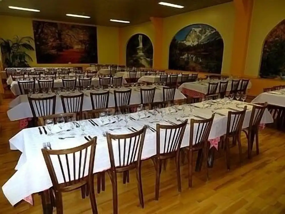 Hôtel- Restaurant Merveilles88