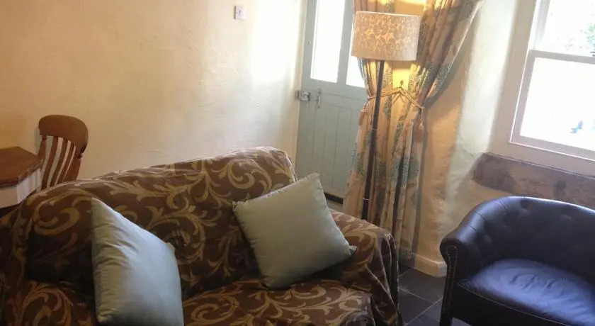 Strutt Cottage