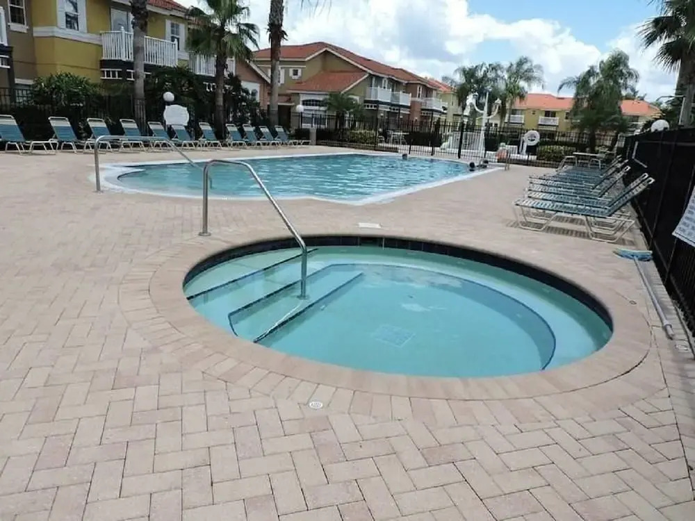 Ref C Luxury 4 Bed Villa on Gated Resort Near Disney