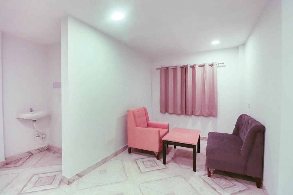 SilverKey Executive Stays 37925 Hotel Riverview