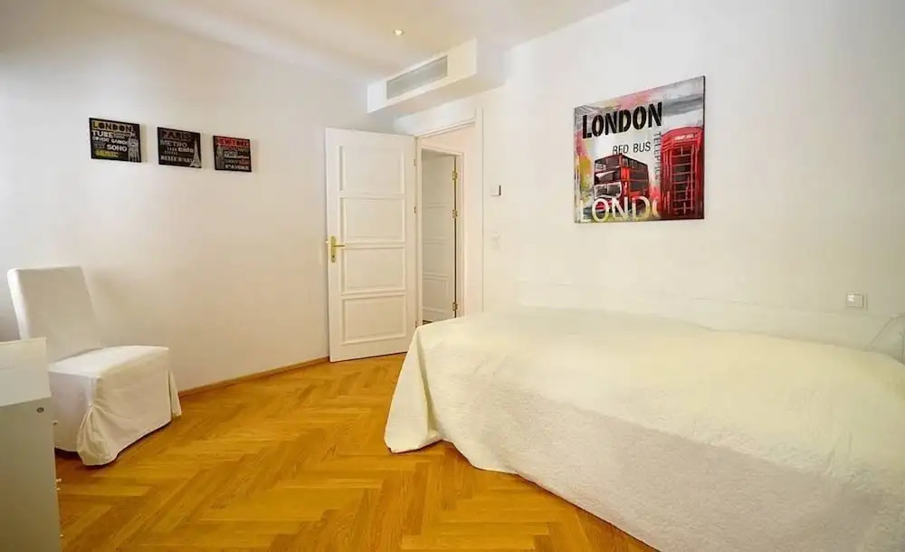 Vienna Residence High-class Luxury Apartment for up to 6 Happy Guests