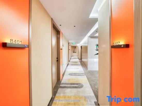 Three Cats Hotel (Guangsha Construction College)