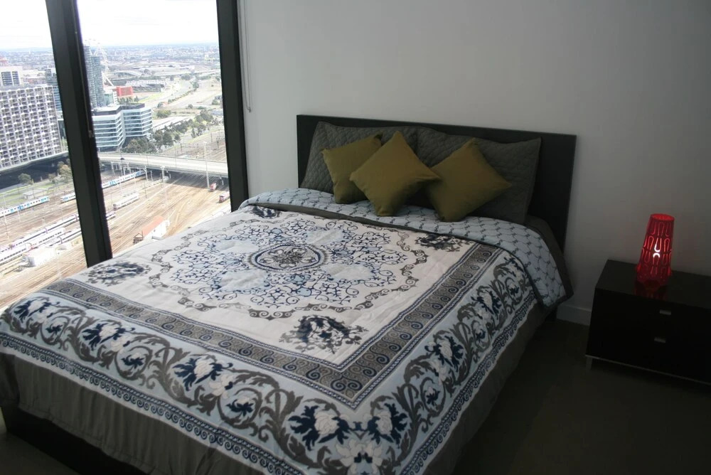 Luxury Two Bed Apt Swimming Pool